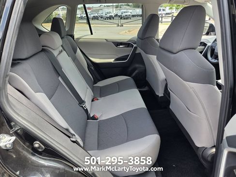 Used 2024 Toyota RAV4 XLE FWD image 14