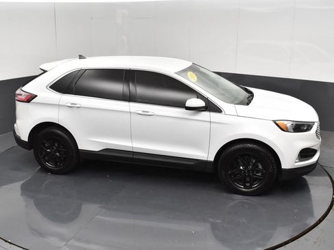 Used 2024 Ford Edge SEL w/ Convenience Package AWD/4WD image 30