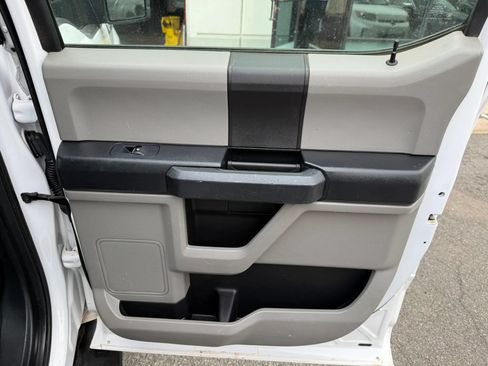 Used 2018 Ford F150 XL w/ Equipment Group 101A Mid AWD/4WD image 25