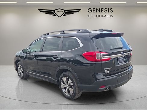 Used 2023 Subaru Ascent Premium w/ Convenience Package AWD/4WD image 3