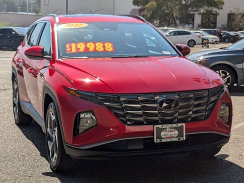 Used 2022 Hyundai Tucson SEL w/ Convenience + Premium Package image 3