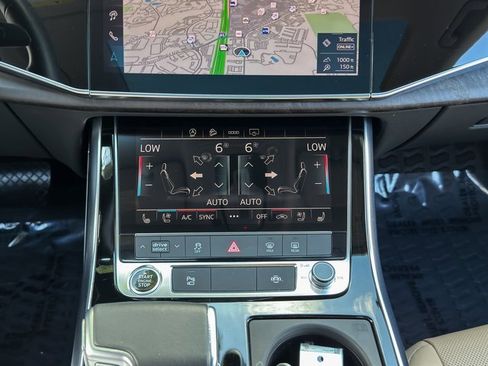 Used 2025 Audi Q8 Premium Plus image 32