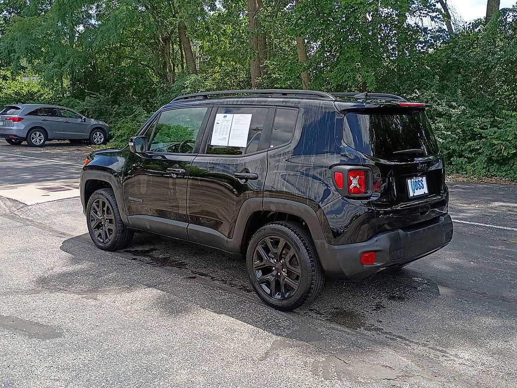 Used 2022 Jeep Renegade Altitude w/ Convenience Group AWD/4WD image 5
