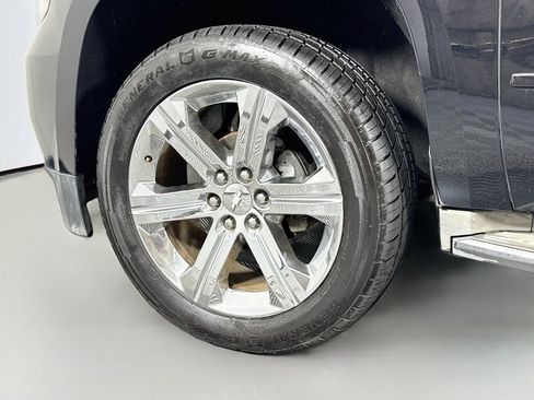 Used 2015 Chevrolet Tahoe LTZ RWD image 41