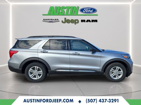 Used 2021 Ford Explorer XLT w/ Equipment Group 202A image 15