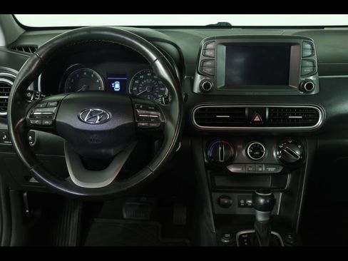 Used 2021 Hyundai Kona SEL AWD/4WD image 16