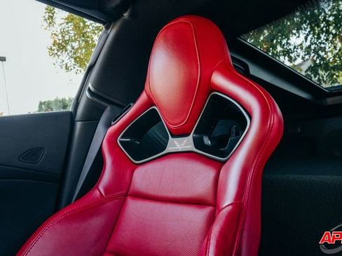 Used 2016 Chevrolet Corvette Z06 w/ 2LZ Preferred Equipment Group image 32