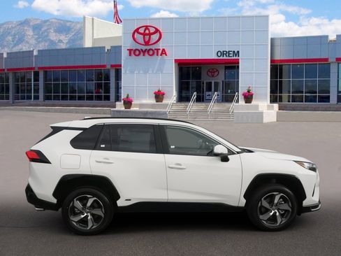 New 2025 Toyota RAV4 SE w/ Weather & Moonroof Package image 4