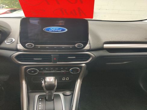 Used 2019 Ford EcoSport SE w/ SE Convenience Package AWD/4WD image 11