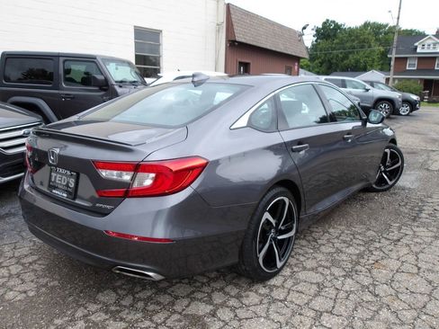 Used 2019 Honda Accord Sport image 6