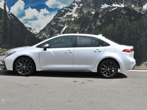 Certified 2024 Toyota Corolla SE image 7