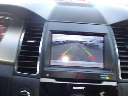 Used 2019 Ford Taurus SHO image 17