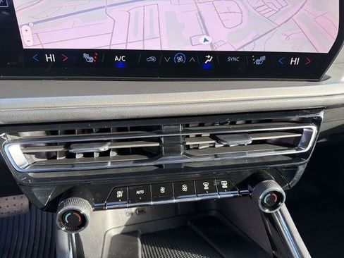 New 2026 Chevrolet Traverse LT w/ Midnight/Sport Edition image 20