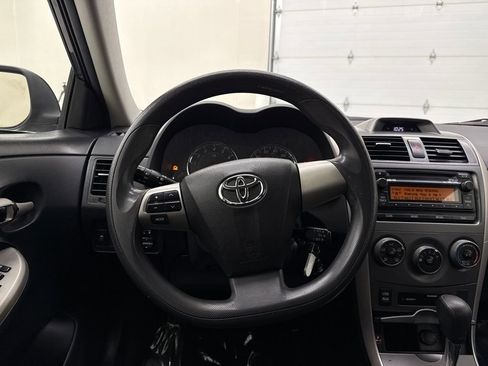 Used 2012 Toyota Corolla S image 15