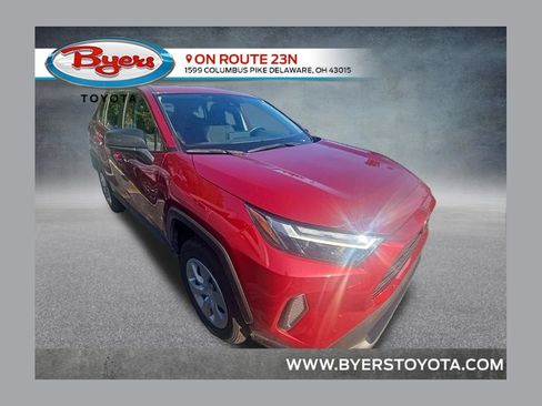 Used 2025 Toyota RAV4 LE AWD/4WD image 1