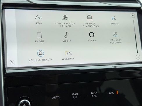 Used 2022 Land Rover Discovery Sport SE image 26