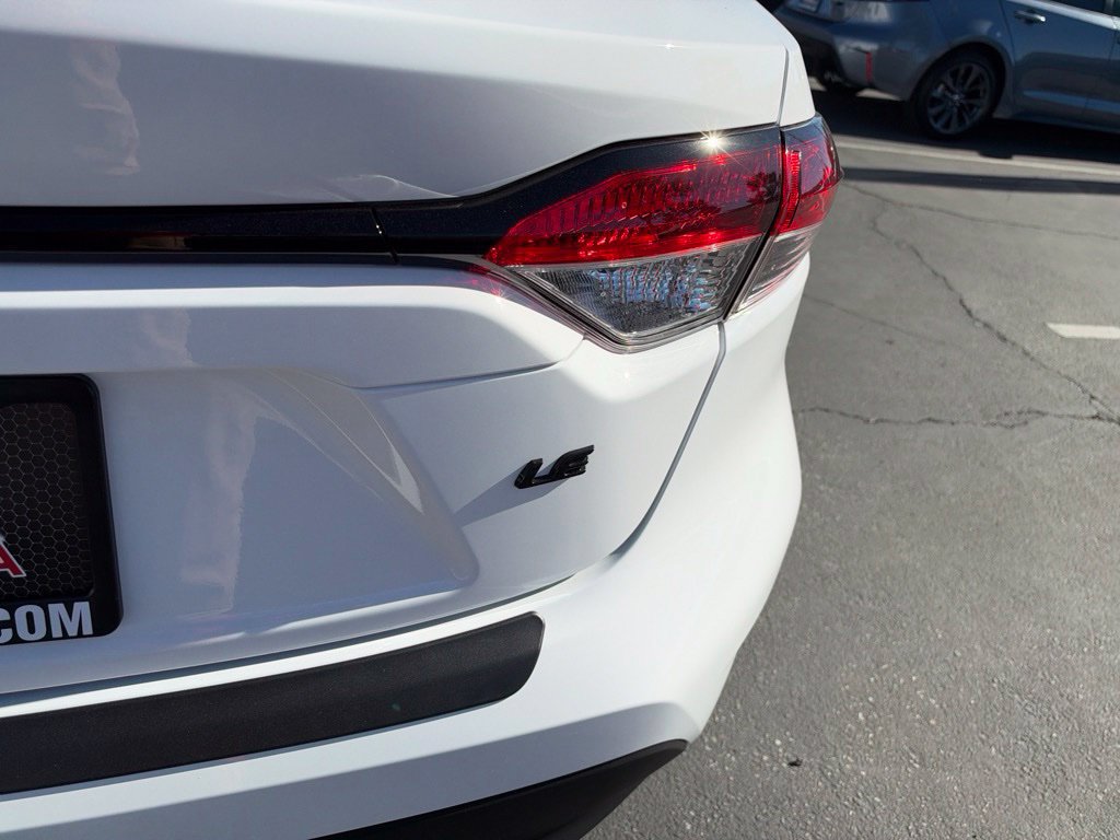 New 2027 Toyota Corolla LE FWD image 5