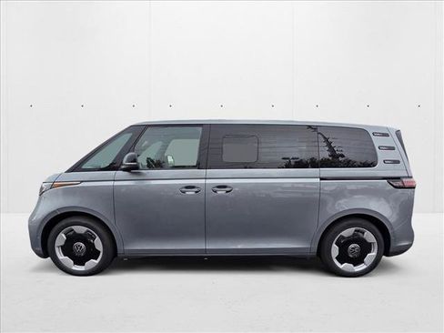 New 2025 Volkswagen ID. Buzz Pro S image 5