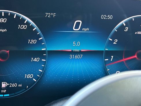 Used 2021 Mercedes-Benz GLE 350 4MATIC image 24