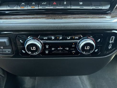 Used 2023 GMC Sierra 1500 Elevation AWD/4WD image 18
