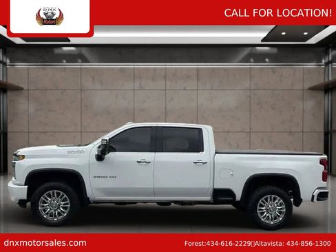 Used 2020 Chevrolet Silverado 2500 High Country w/ Z71 Off-Road Package AWD/4WD image 2