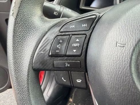 Used 2016 MAZDA MAZDA3 i Sport w/ Preferred Equipment Package FWD image 10