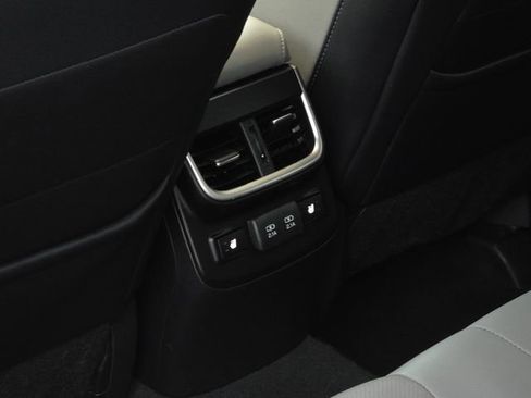 Certified 2022 Subaru Legacy Limited image 17