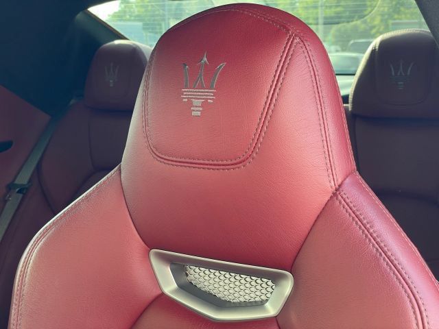 Used 2016 Maserati GranTurismo Sport RWD image 4