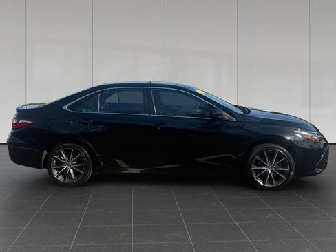 Used 2015 Toyota Camry XSE w/ Advanced Technology Package FWD image 6