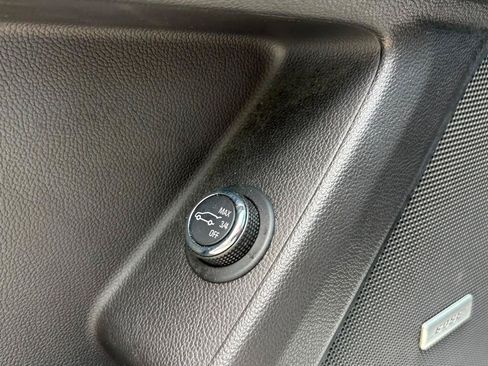 Used 2018 Chevrolet Traverse Premier w/ LPO, Floor Liner Package FWD image 19