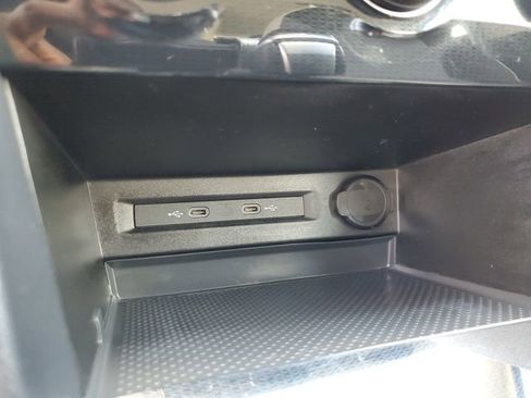Used 2025 Volkswagen Taos S FWD image 21