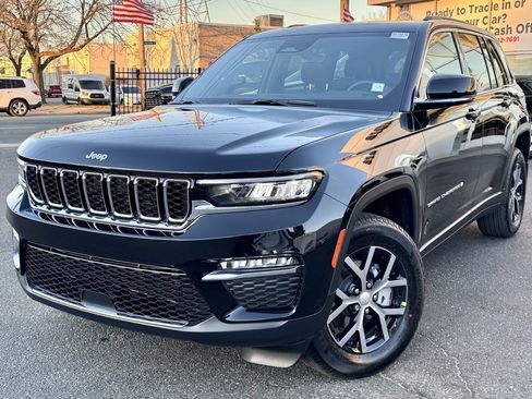 New 2025 Jeep Grand Cherokee Limited w/ MOPAR Finishing Package image 3
