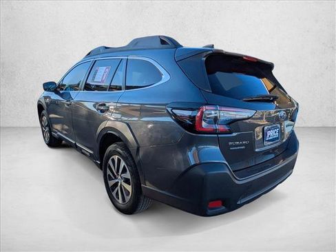 Used 2023 Subaru Outback Premium image 7