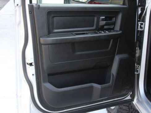 Used 2014 RAM 1500 Express AWD/4WD image 26