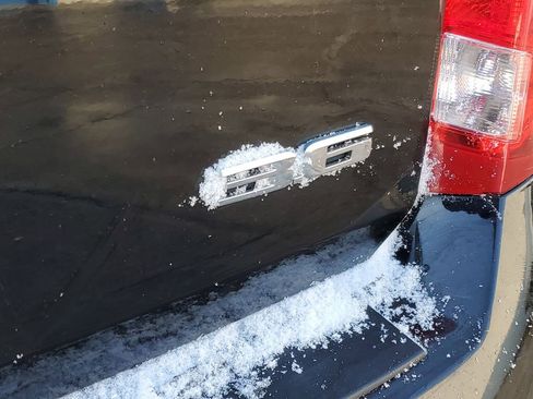 Used 2016 Cadillac SRX Luxury image 32