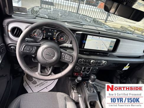 New 2025 Jeep Gladiator Willys image 14