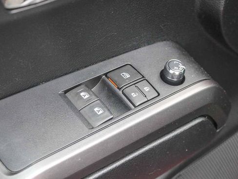 Used 2017 Toyota Tacoma TRD Sport w/ Tow Package image 26