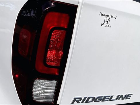 Used 2023 Honda Ridgeline Sport image 28