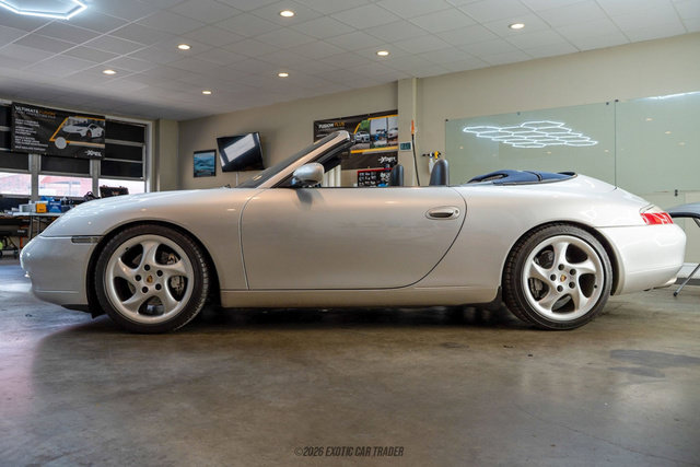 Used 2000 Porsche 911 Carrera 4 AWD/4WD image 3