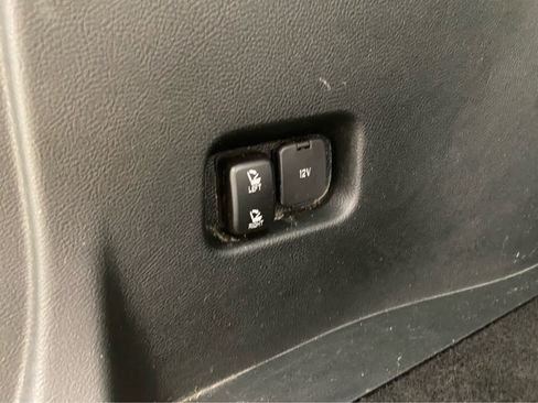 Used 2019 Ford Edge Titanium image 8