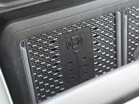 Used 2025 RAM 1500 Limited image 16