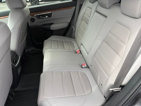 Used 2019 Honda CR-V Touring image 17