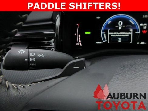 Certified 2025 Toyota Camry SE w/ Convenience Package image 13