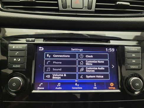 Used 2019 Nissan Rogue Sport S FWD image 25