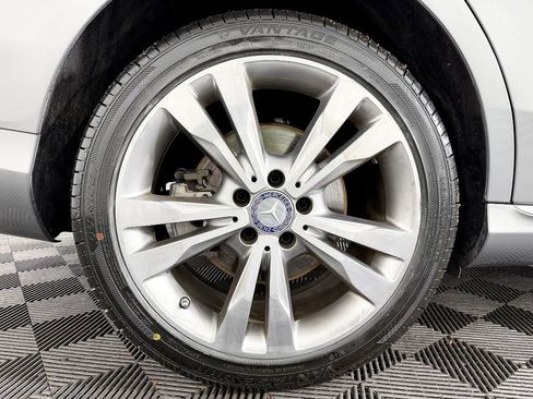 Used 2016 Mercedes-Benz C 300 4MATIC Sedan image 25