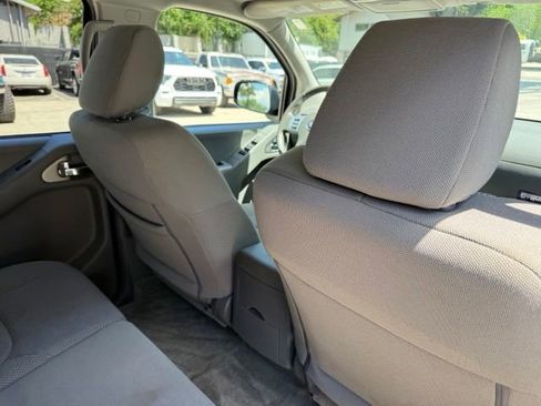 Used 2018 Nissan Frontier SV AWD/4WD image 72