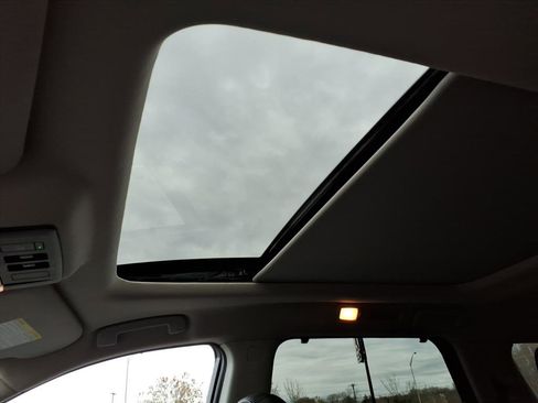 Certified 2023 Nissan Pathfinder SL w/ SL Premium Package image 9