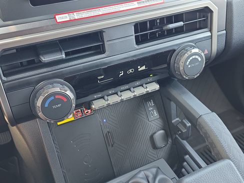 New 2026 Toyota 4Runner SR5 AWD/4WD image 20
