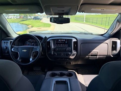 Used 2018 Chevrolet Silverado 1500 LT w/ All Star Edition AWD/4WD image 6
