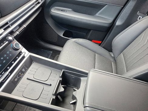 Used 2025 Hyundai Santa Fe SEL image 32